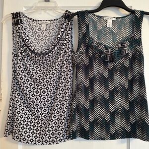 White House Black Market 2 women's Patterned sleeveless Tops.